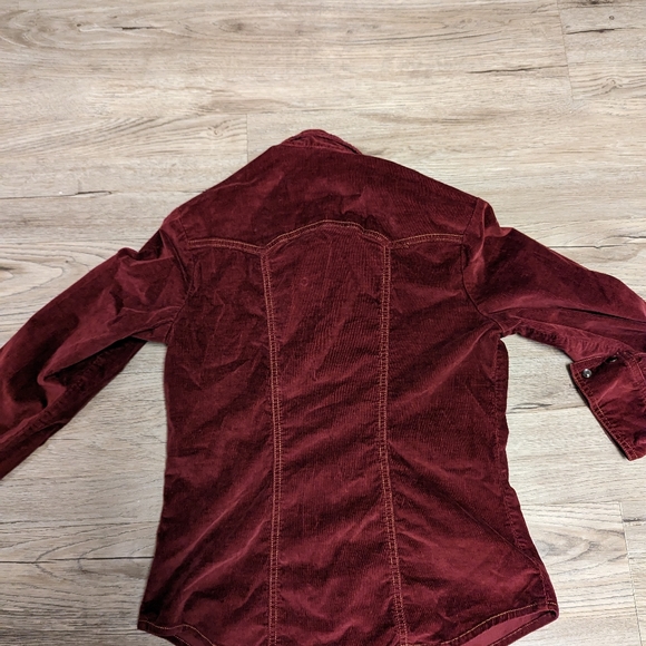 Nwot's, Levi's cord shirt for women, size m with stretch, super soft - Picture 5 of 8